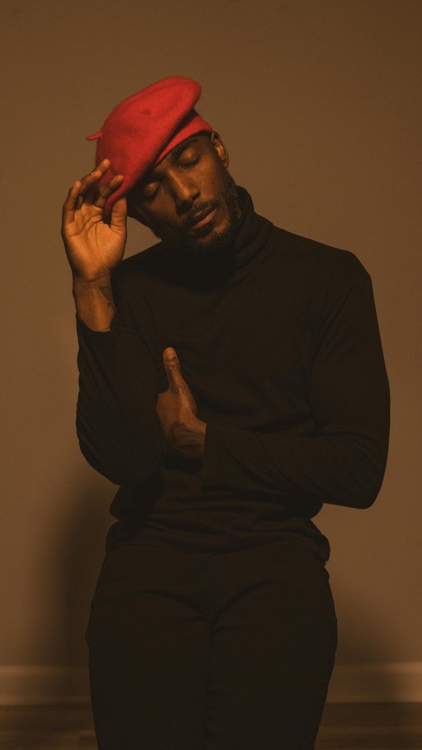 Le béret, entre tradition et modernité : comment adopter ce couvre-chef iconique